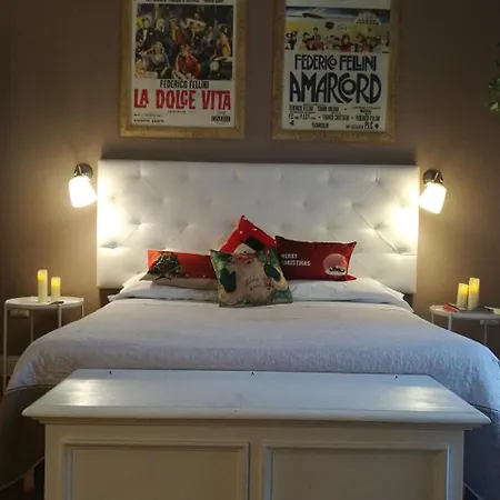 Bed Morelli 49 , Chiaia Bed & Breakfast 2*