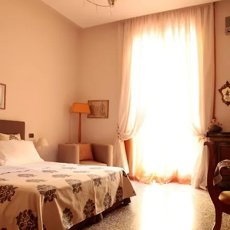 Orsini 46 Couette-café 2*