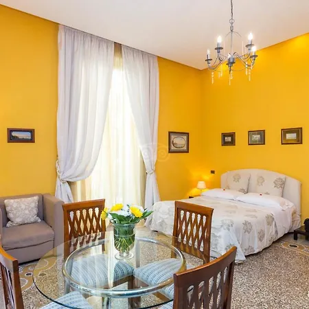 Orsini 46 Couette-café 2*