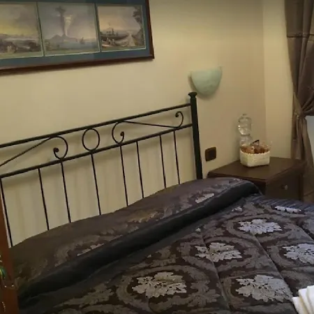 A Casa Di Nonna Giulia Bed & Breakfast 3*