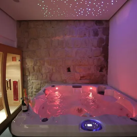 Cellamare & Maison d'hôtes 3*