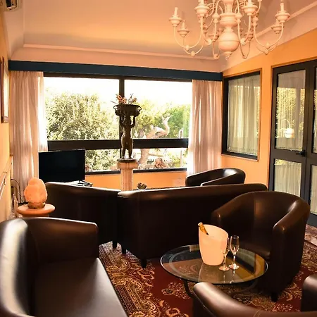 Miravalle מלון 3*
