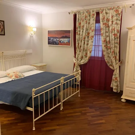 Ausonia Guest house *