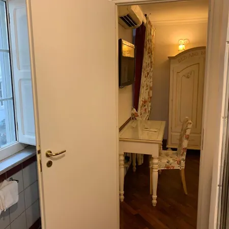 Ausonia Guest house
