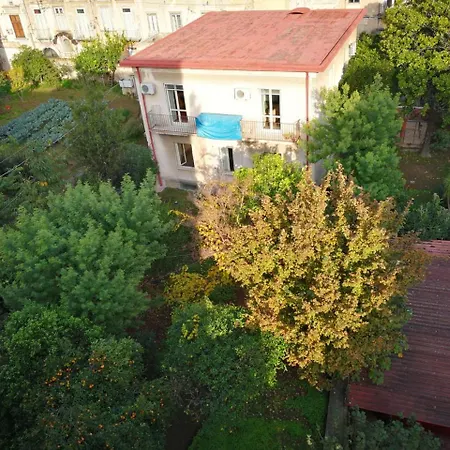 Bed & Breakfast Il Giardino Di Vico Neve 3*