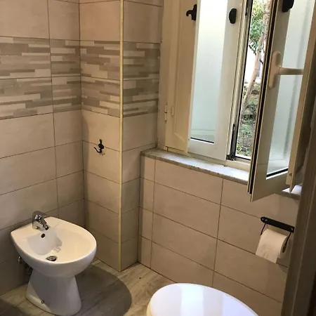 Bed & Breakfast Il Giardino Di Vico Neve 3*
