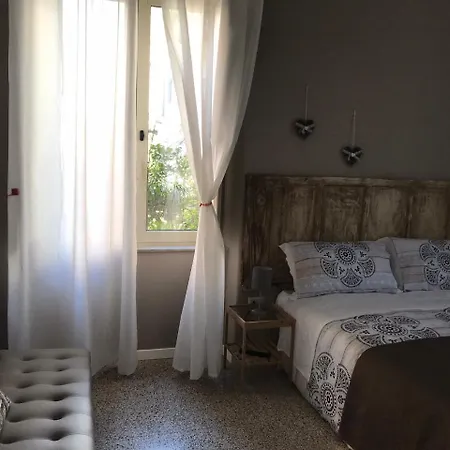 Bed & Breakfast Il Giardino Di Vico Neve 3*