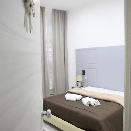 Casablanca 3* Naples