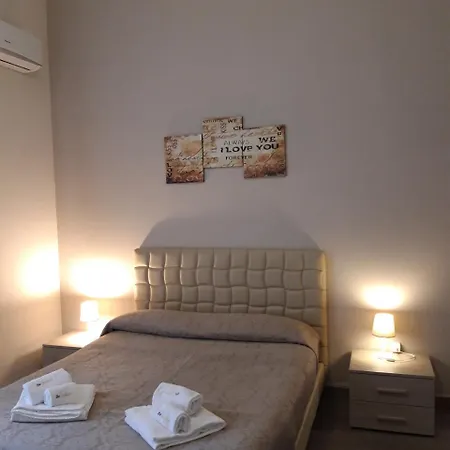 לינה וארוחת בוקר Be Italian Flat Duomo 319 2*