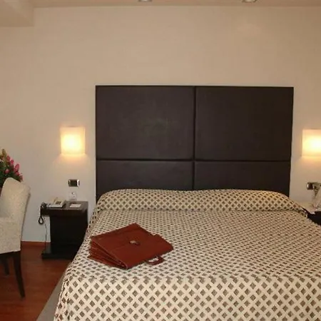 Hotel Western San Germano Naples