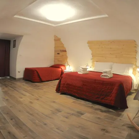 Bed & Breakfast The Foria House By House In *