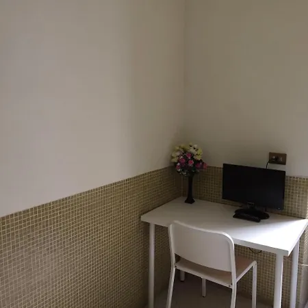 Hotel Hotel Vittorio Veneto Napoli 2*