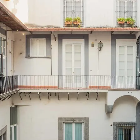 Corte Capomazza * Naples