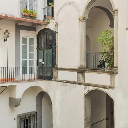 Corte Capomazza Naples