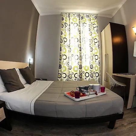 H Boutique 3* Neapol