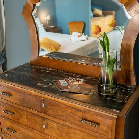 Il Fiore D'oro Luxury Guest house Naples