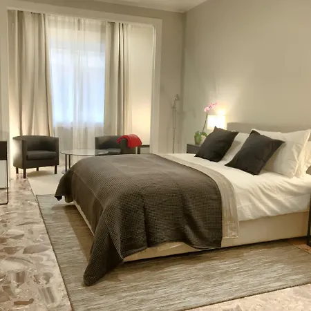 Silia House Centro 2*