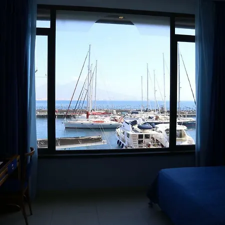 Transatlantico فندق