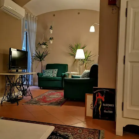 Bed & Breakfast Bed Morelli 49 , Chiaia 2*