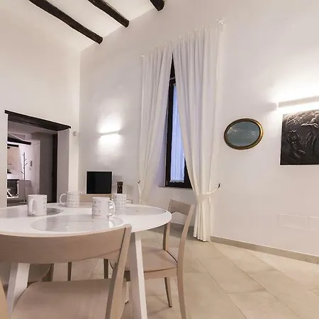 Appartamento Italianway - Chiatamone 26 *