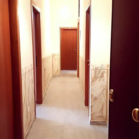 Hostel Mancini *