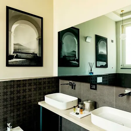 Hotel Amadomus Luxury Napoli