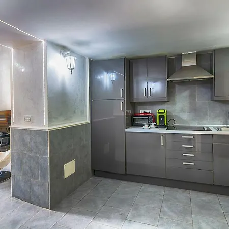 Angioini Aparthotel Napoli