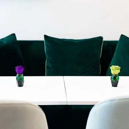 Amadomus Luxury Ξενοδοχείο 4*