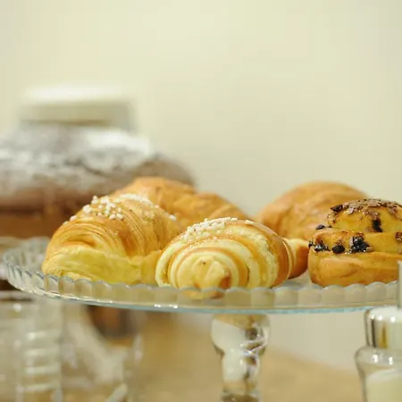 Residenza Borbonica Bed and breakfast 2*