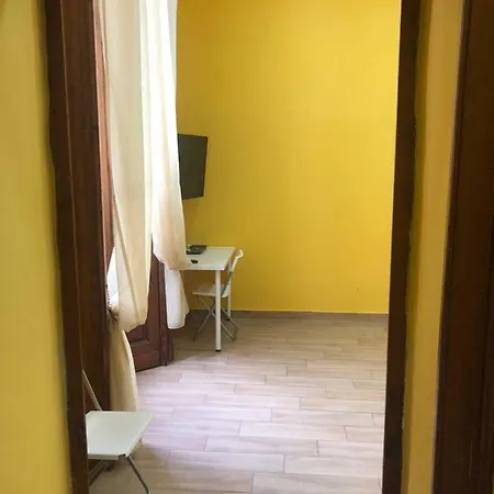 La Casa Di Fafa 2* Napels