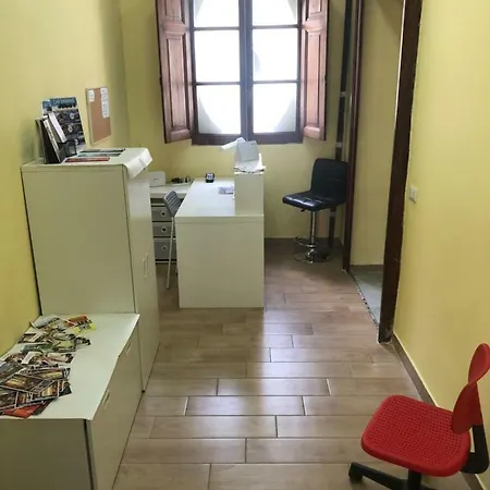 La Casa Di Fafa Bed & Breakfast Napels