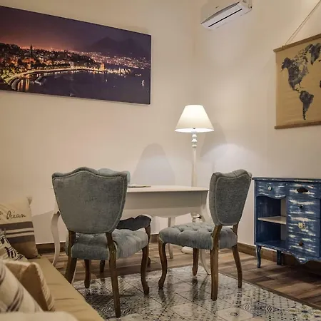 Maison La Mitra - Dimore Partenopee Bed & Breakfast 2*