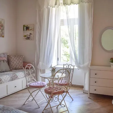 Maison La Mitra - Dimore Partenopee 2* ナポリ