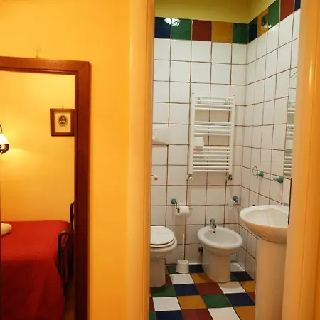 Affittacamere Conte Cavour 3*