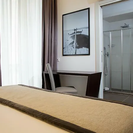 ホテル Palazzo Argenta ナポリ