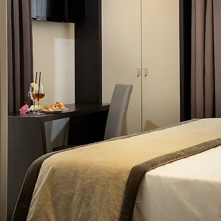 ホテル Palazzo Argenta ナポリ