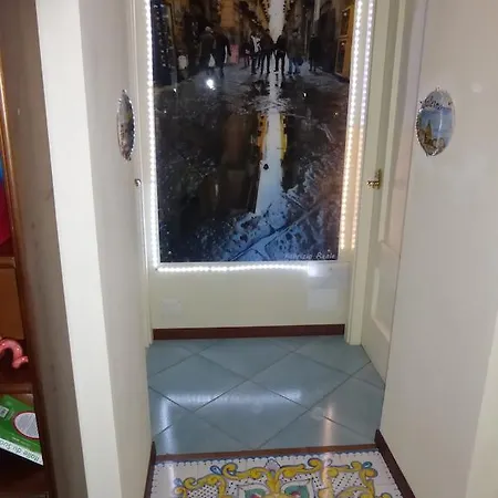 Bnb Naples 3*