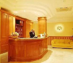 Hotel Joyfull Nápoles