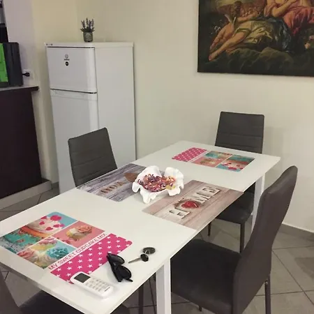 Casa Tutti I Santi Apartment Naples