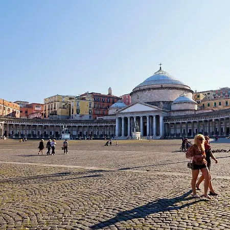 Be Italian Flat Piazza Bovio 22 Guest house