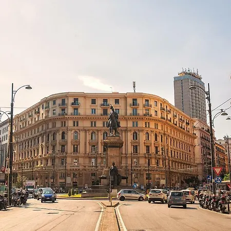 Be Italian Flat Piazza Bovio 22 Naples