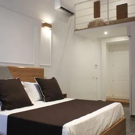 Be Italian Flat Piazza Bovio 22 Guest house Naples