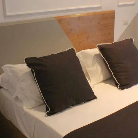Be Italian Flat Piazza Bovio 22 2*
