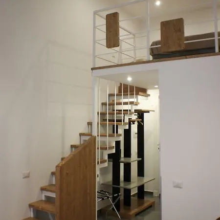 Guest house Be Italian Flat Piazza Bovio 22