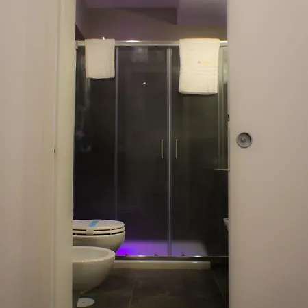 Affittacamere Be Italian Flat Piazza Bovio 22 Napoli