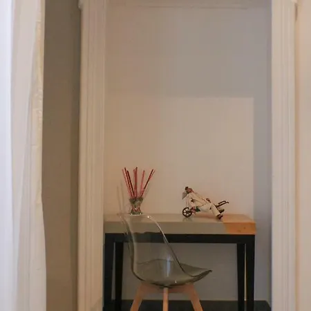 Guest house Be Italian Flat Piazza Bovio 22