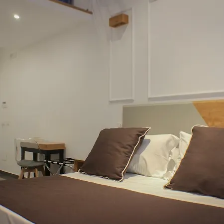 Guest house Be Italian Flat Piazza Bovio 22 Naples