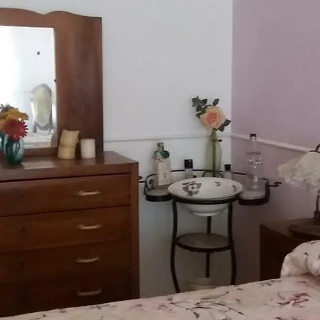 Vintage Flat * Naples