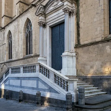 Art Nel Cuore Di Nápoles