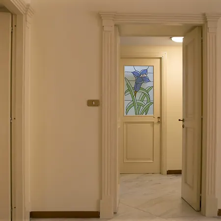 La Casa Del Sole A Mergellina Napoli